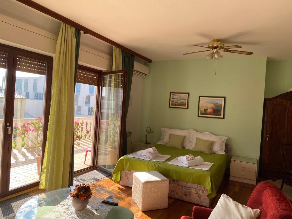 Family Apartments Vesna- 100 M Beach -Center Crikvenica Luaran gambar